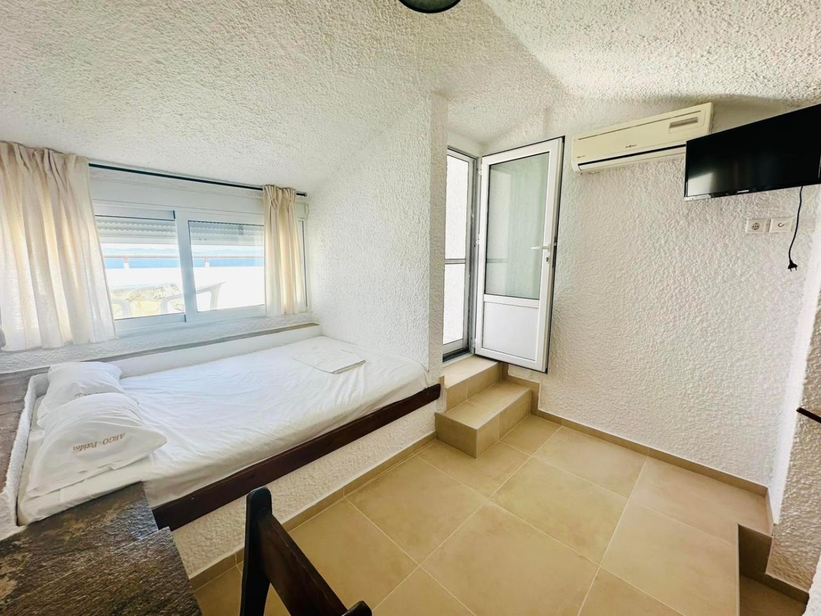 Argo Apartments Nea Poteidaia Pokój zdjęcie